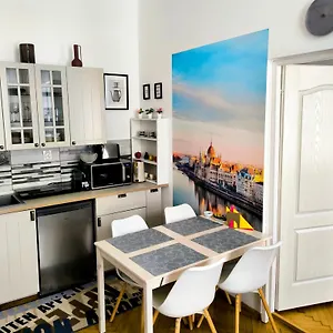 Margaret & Violet - Stylish Downtown Apartments In Budapest Apartamento
