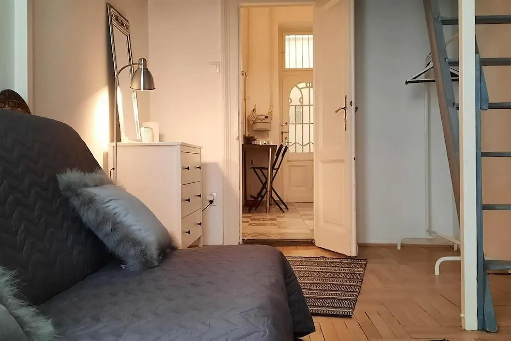 Nice Downtown Apartment Budapest